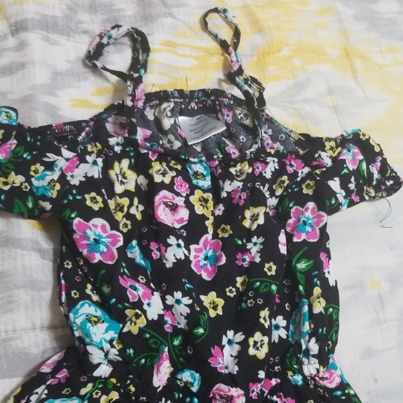 Child's Romper - Picture 3 of 4